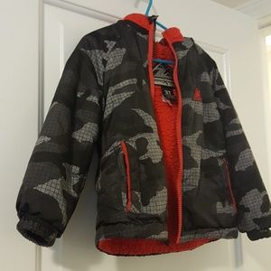 Boys 3T puffer jacket